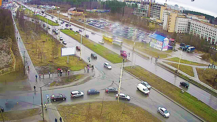 Онлайн веб-камера на перекрёстке Древлянка - Лесной (Петрозаводск, Россия)